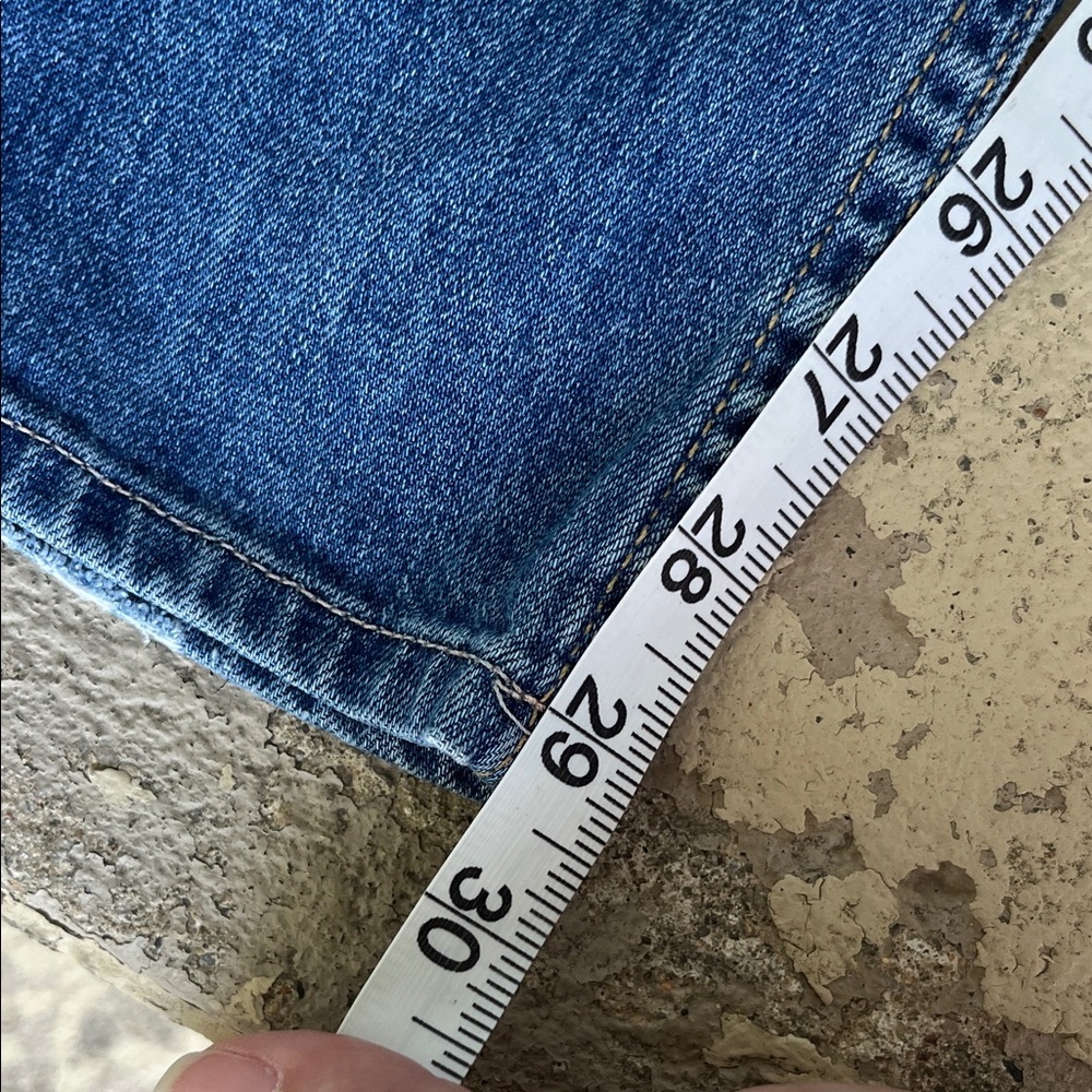 EUC Hudson Jeans Distressed Blue Skinny Jeans - Picture 13 of 16